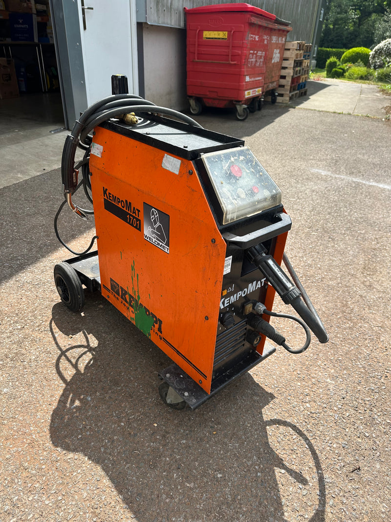 Used Kemppi 1701 MIG welder 240v  [6011]