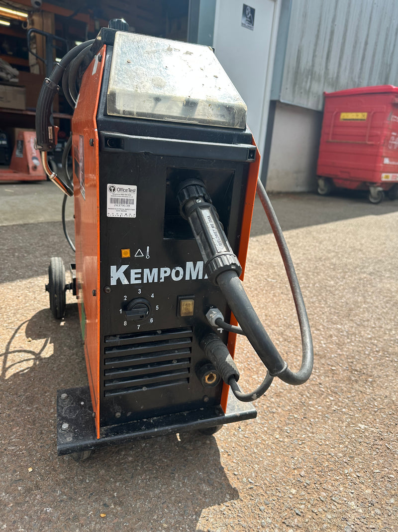 Used Kemppi 1701 MIG welder 240v  [6011]